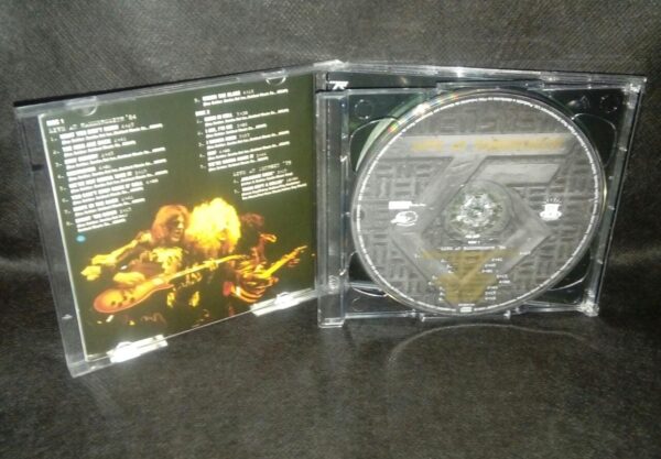 TWISTED SISTER - LIVE At Hammersmith - Usado - Duplo - Imagem 3