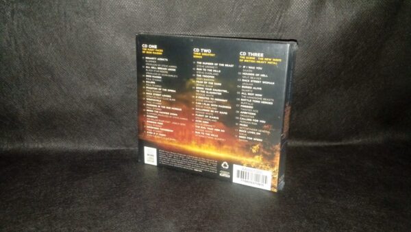 IRON MAIDEN - the many faces of  - ( CD Triplo ) - Imagem 2