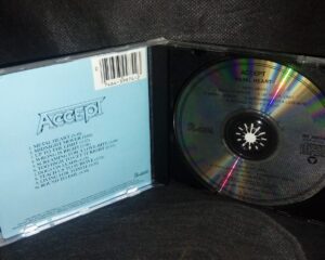 ACCEPT – Metal Heart – Usado