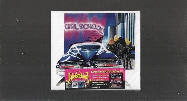 Girlschool – Hit And Run - ( Slipcase + Poster )